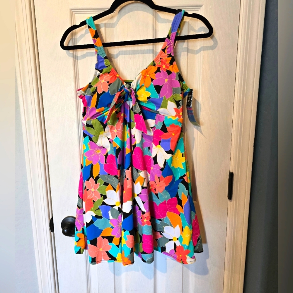 NWT One piece Swimsuit 🩱